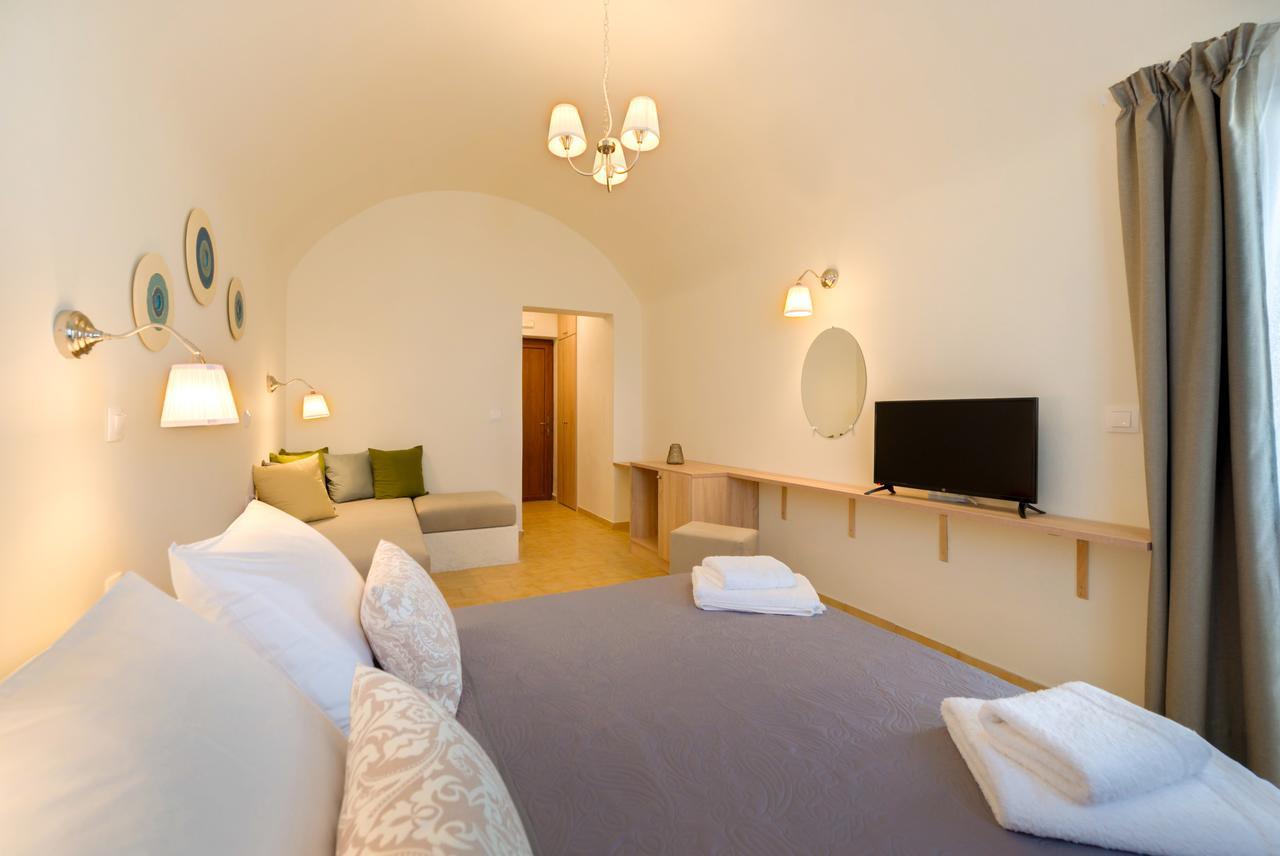 Aparthotel Alexander'S Great View Fira  Zewnętrze zdjęcie